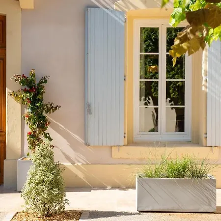 La Maison Des Vendangeurs En * Narbonne